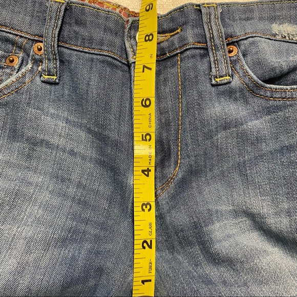 Lucky Brand Golden State Crop Jeans with Distressing Size 4/27 - Picture 10 of 12